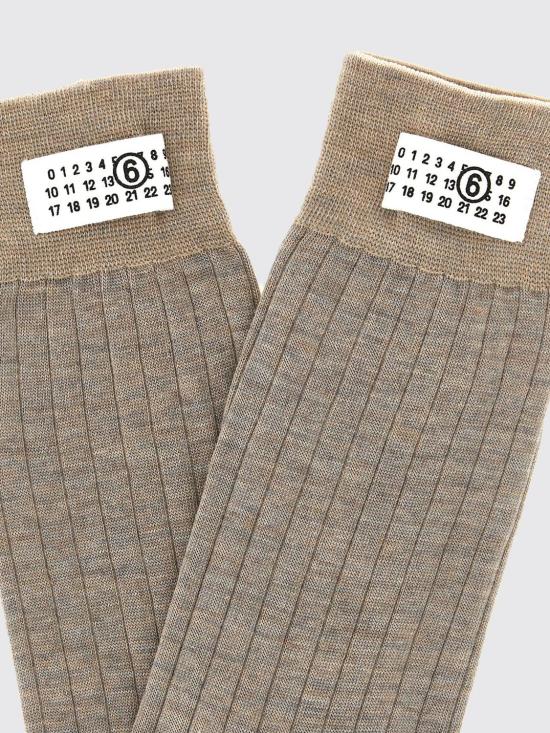 26FW MM6 메종마르지엘라 양말 S52TL0040M13295 733 Beige - MM6 MAISON MARGIELA