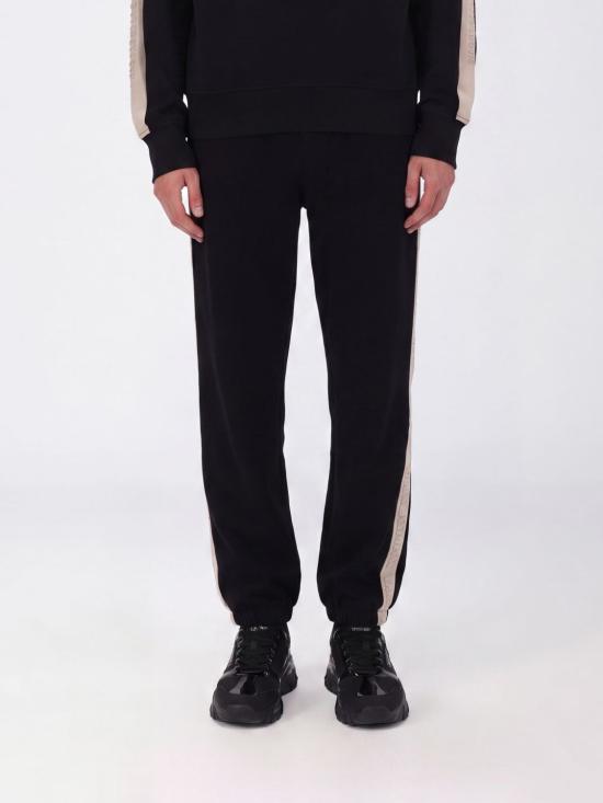 26SS 베르사체 트레이닝/조거 팬츠 80GAAE08CF00E 899 Black