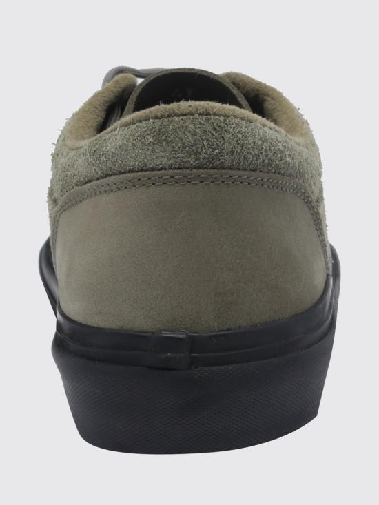 26FW 스톤 아일랜드 로우탑 트레이너 컴퍼스 로고 패치 스웨이드 스니커즈 S100020S0539 V005G Green - STONE ISLAND