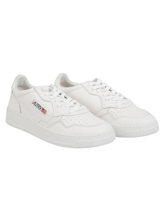  오트리 메달리스트 로우 스니커즈 AULM SG10 White - AUTRY