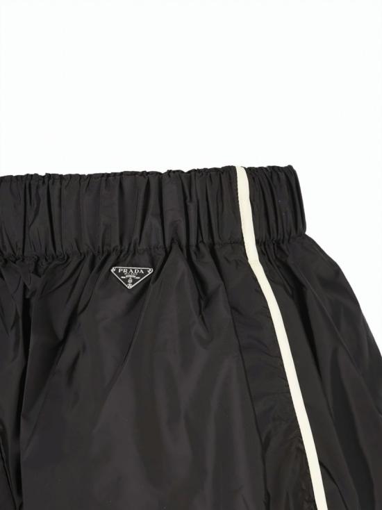 26SS 프라다 숏팬츠 22H9411WQ9S OOOF0Q1I Black - PRADA