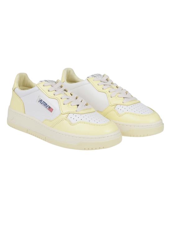 26SS 오트리 메달리스트 로우 레더 스니커즈 AULW WB63 White - AUTRY
