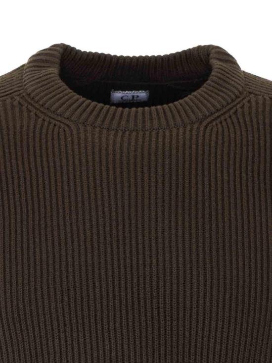 26FW 씨피 컴퍼니 스웨터 21CMKN101A006608A985 BROWN - C.P. COMPANY