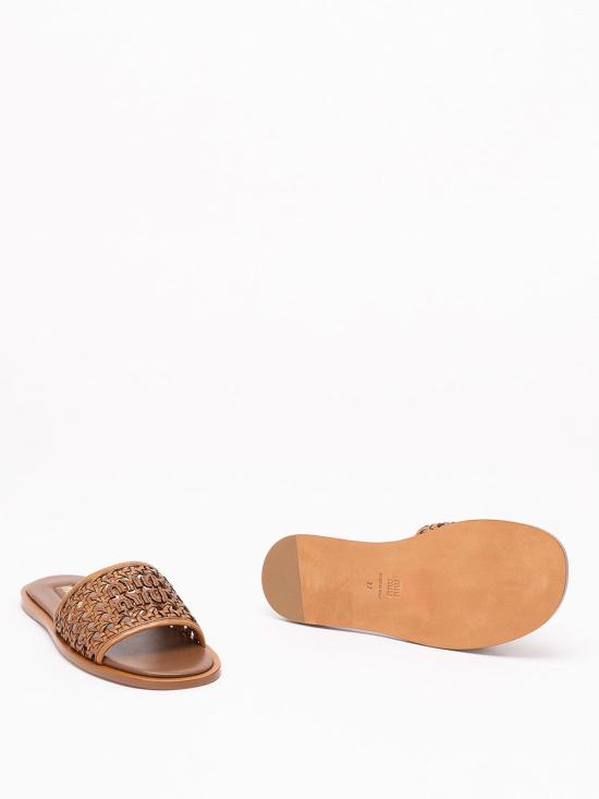 26FW 미우미우 샌들 5XX6823ZN7F005F0046 BROWN - MIU MIU