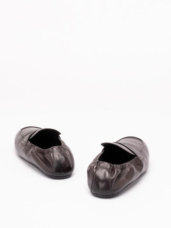 26FW 프라다 셔플 앤틱 레더 로퍼 2DG1587V6FG012F0003 DARK BROWN - PRADA