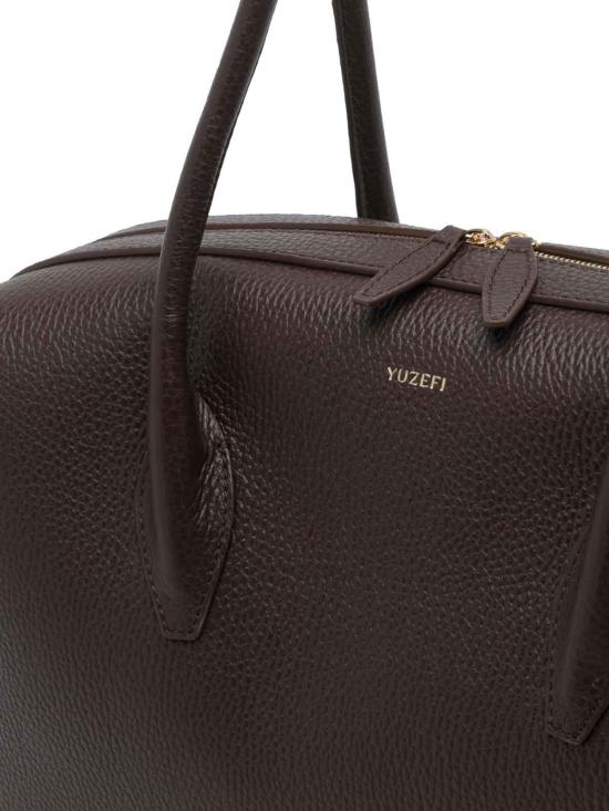 26FW 유제피 캐리어 BRIOCHEDUFFLEPEBBLEGRAINLEATHERL038 BROWN - YUZEFI