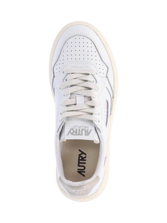 26FW 오트리 메달리스트 로우 레더 스니커즈 AULWLL27 WHITE - AUTRY