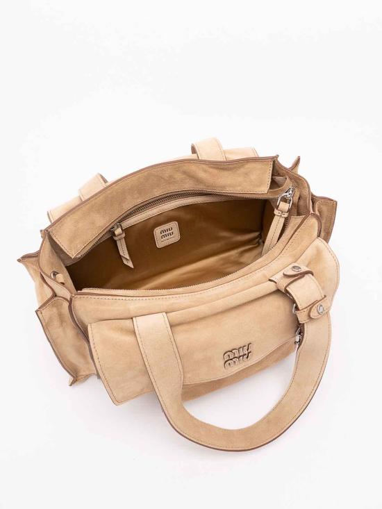 26FW 미우미우 유틸리테 스웨이드 탑 핸들 백 5BG3352CSSVPOOF0379 BEIGE - MIU MIU