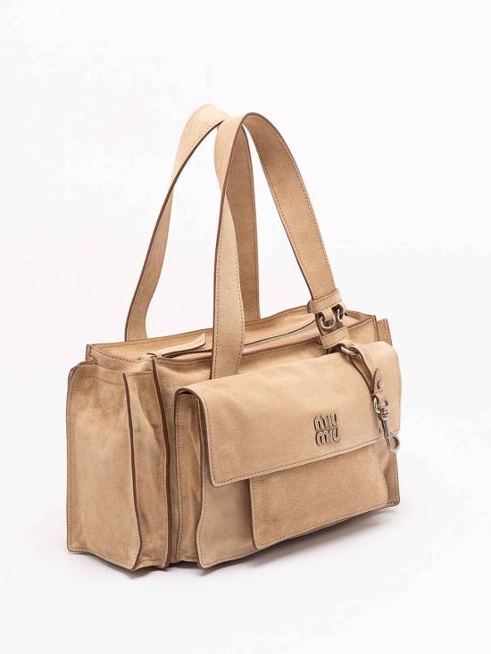 26FW 미우미우 유틸리테 스웨이드 탑 핸들 백 5BG3352CSSVPOOF0379 BEIGE - MIU MIU