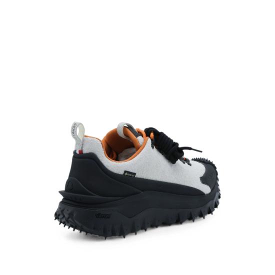26FW 몽클레어 스니커즈 M9888 4M000 20 033 WHITE BLACK - MONCLER
