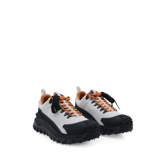 26FW 몽클레어 스니커즈 M9888 4M000 20 033 WHITE BLACK - MONCLER