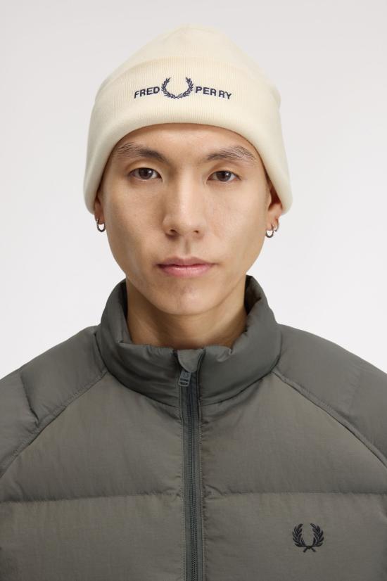 26FW 프레드페리 비니 C3300 08D Ecru dk airforce - FRED PERRY