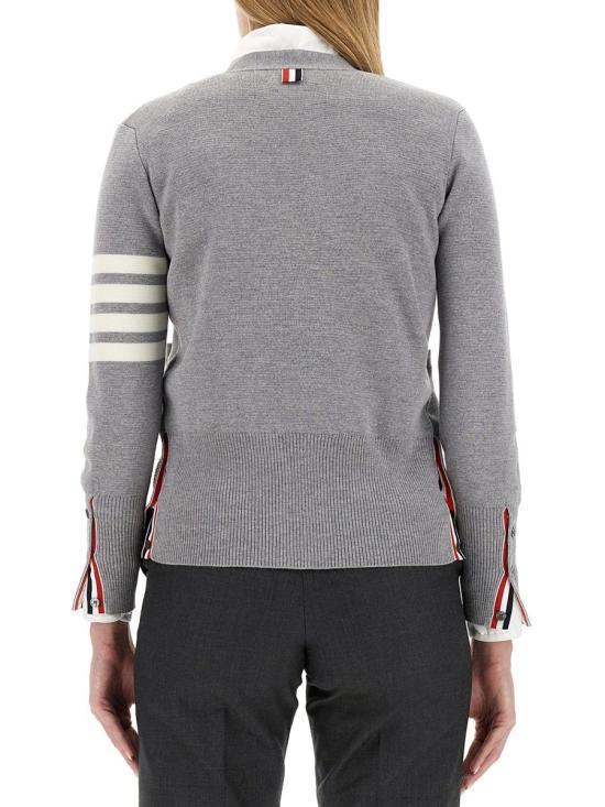 26FW 톰브라운 파인 메리노 울 4바 클래식 V넥 가디건 FKC207A00014 055 LIGHT GREY - THOM BROWNE