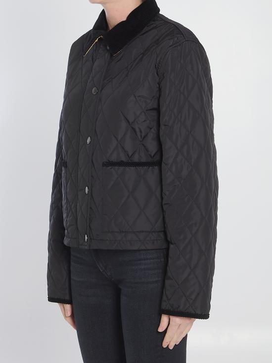 26FW 버버리 올드햄 크롭 퀼팅 자켓 8107465 C1900 BLACK SAND IP CHECK - BURBERRY