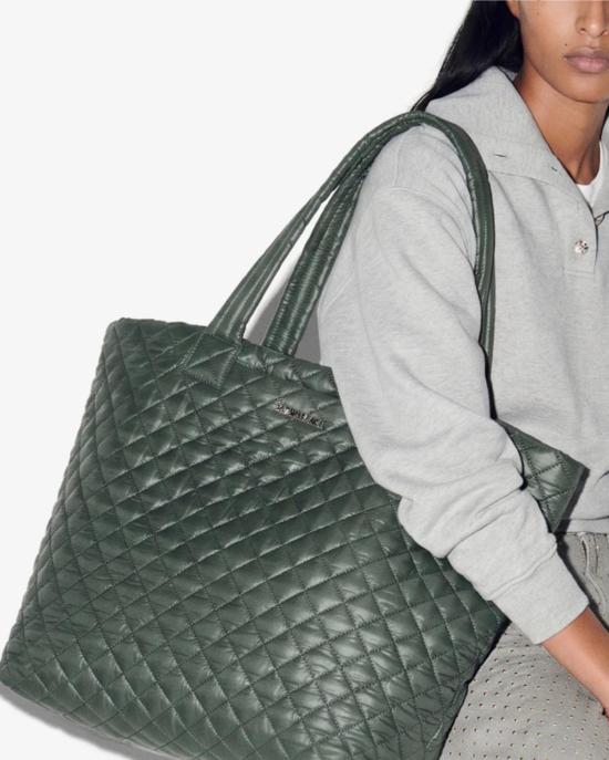  엠지 월리스 캐리어 Mz Wallace Large Metro Tote Deluxe Juniper - MZ WALLACE
