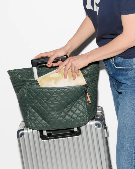  엠지 월리스 캐리어 Mz Wallace Medium Metro Travel Tote Juniper - MZ WALLACE