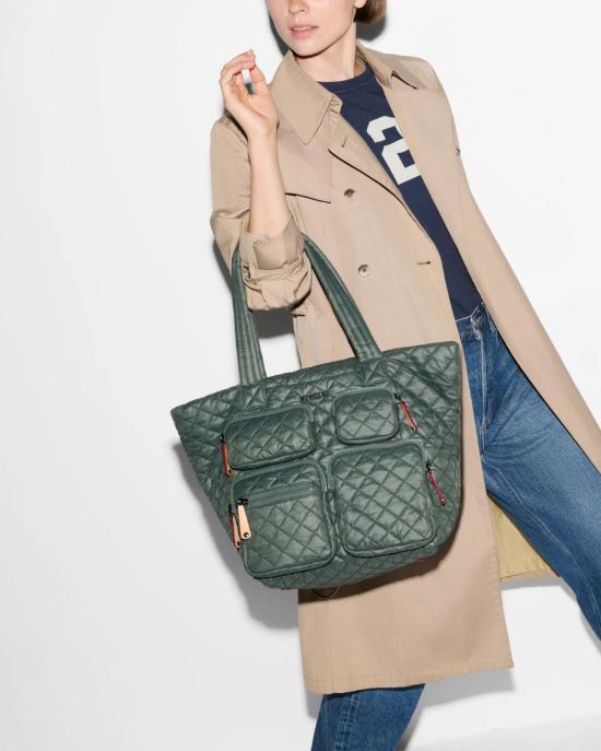  엠지 월리스 캐리어 Mz Wallace Medium Metro Travel Tote Juniper - MZ WALLACE