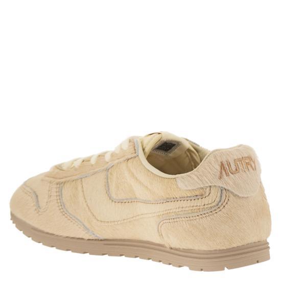 26FW 오트리 WINDSPIN 윈드스핀 스니커즈 WSLW BEIGE - AUTRY