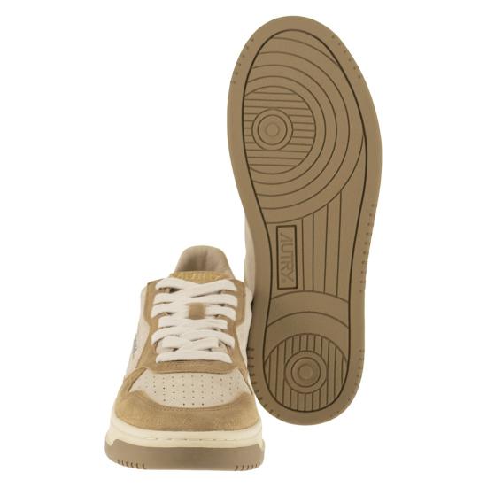 26FW 오트리 메달리스트 로우 레더 스니커즈 AULW BEIGE - AUTRY