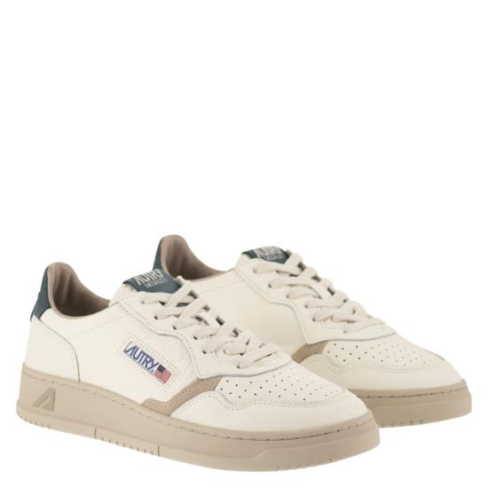 26FW 오트리 메달리스트 로우 스니커즈 AULM WHITE GREEN - AUTRY
