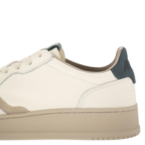 26FW 오트리 메달리스트 로우 스니커즈 AULM WHITE GREEN - AUTRY