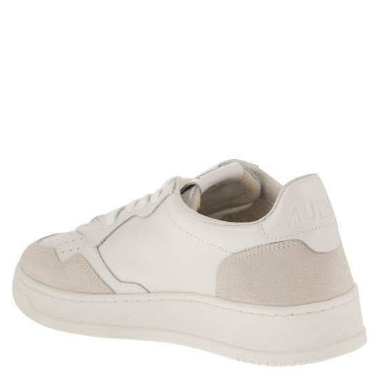 26FW 오트리 메달리스트 로우 스니커즈 AULM WHITE BEIGE - AUTRY