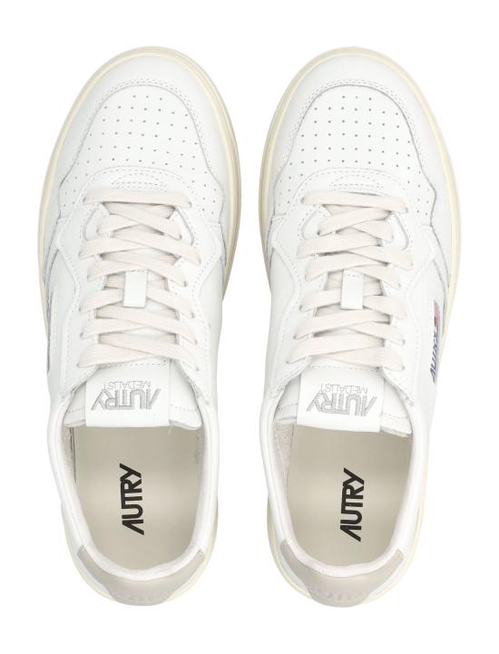 26FW 오트리 메달리스트 로우 스니커즈 AULMLL27 WT WHITE TIDFOAM - AUTRY