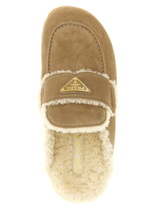26FW 프라다 스웨이드 셔링 뮬 1R129OFZF20JFTF0F24 Beige - PRADA