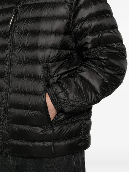 26FW 씨피 컴퍼니 패딩 21CMOW126A110416A 999 BLACK - C.P. COMPANY