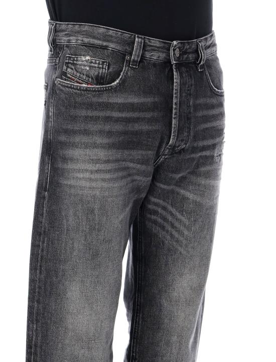 26FW 디젤 데님 팬츠 A18974 0HDBF 02 WASHED BLACK DOM - DIESEL
