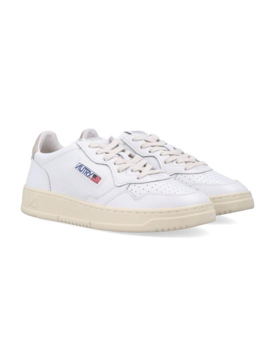 26FW 오트리 메달리스트 로우 스니커즈 AULMLL27WT White - AUTRY