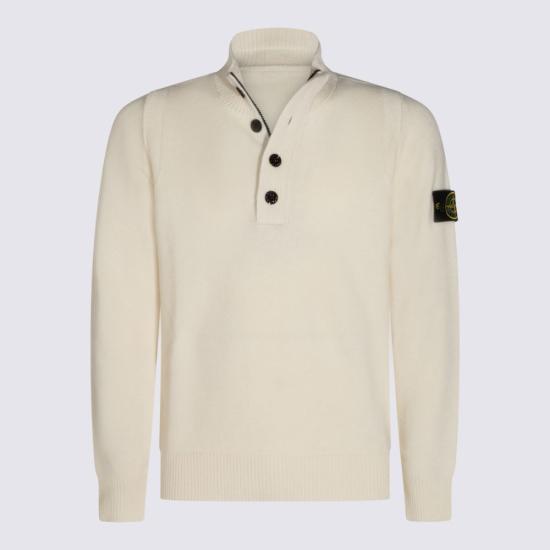 26FW 스톤 아일랜드 로고 패치 하이넥 버튼 울 스웨터 L2S155100040 S00A3V0093 Ivory