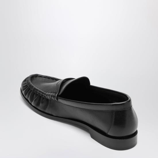 26FW 생로랑 매트 레더 서플 르 로퍼 83947125VAA Black - SAINT LAURENT