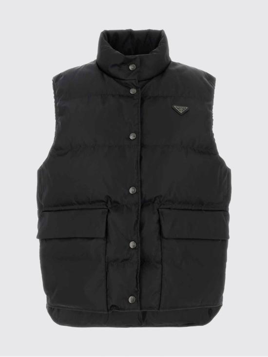 26FW 프라다 로고 플라크 리나일론 조끼 로고 플라크 리나일론 조끼 292390SOOO1WQ8 F0002 Black