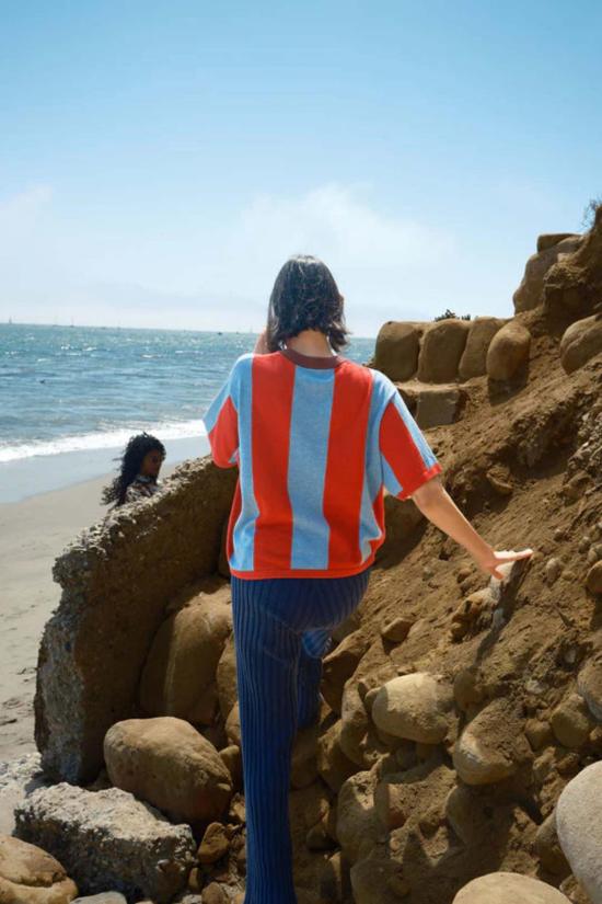  니키 체이슨 스웨터 니키 체이신 소여 세로 줄무늬  티셔츠 - NIKKI CHASIN