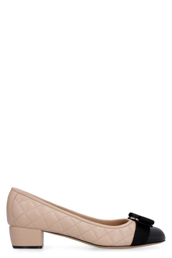 26FW 살바토레 페라가모 힐/펌프스 01M832 702227 BEIGE DOM