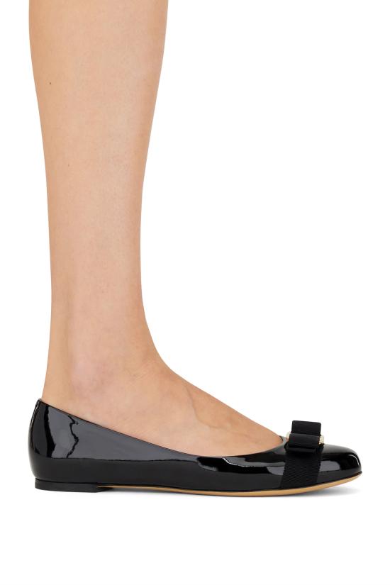 26FW 살바토레 페라가모 플랫 슈즈 01J070 782036 BLACK DOM - SALVATORE FERRAGAMO