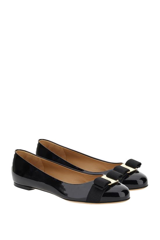 26FW 살바토레 페라가모 플랫 슈즈 01J070 782036 BLACK DOM - SALVATORE FERRAGAMO