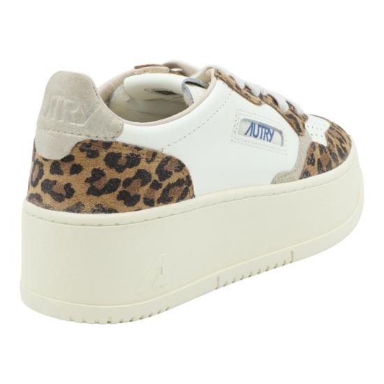26FW 오트리 메달리스트 플랫폼 스니커즈 PTLWKE01 White - AUTRY