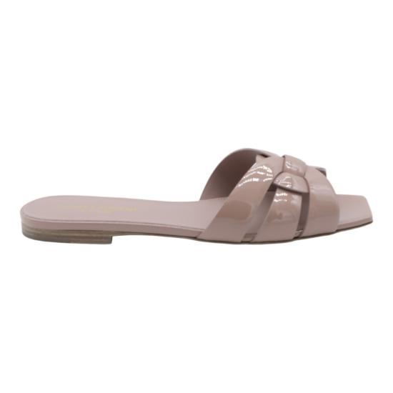 26FW 생로랑 페이턴트 레더 트리뷰트 플랫 샌들 571952AAAOW9935 Neutrals