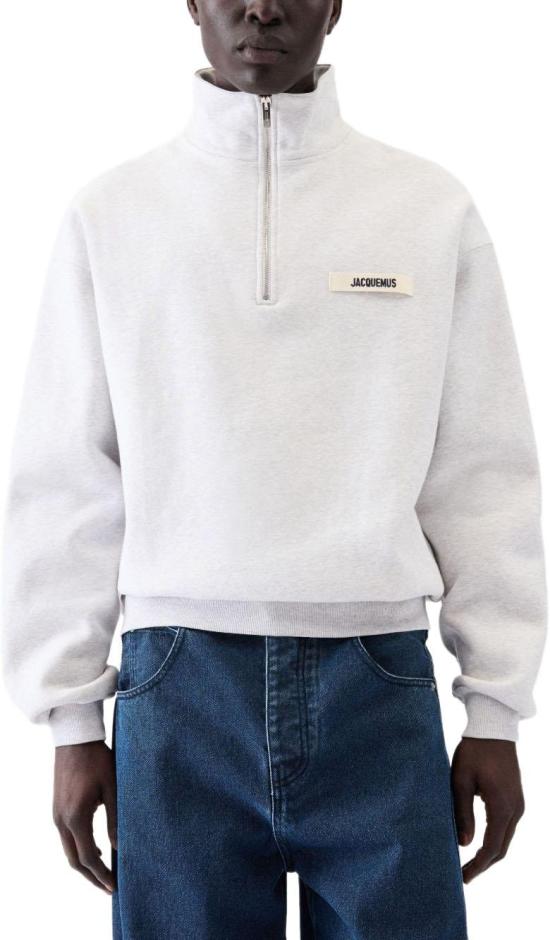 26FW 자크뮈스 하프 집업 스웨트 셔츠 SSM00313AJ00174951 LICHTGREY - JACQUEMUS