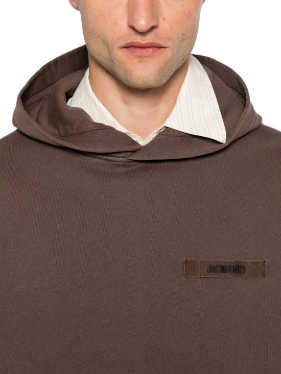 26FW 자크뮈스 그로그랭 후드 티셔츠 HOM00247AJ00126850 BROWN - JACQUEMUS