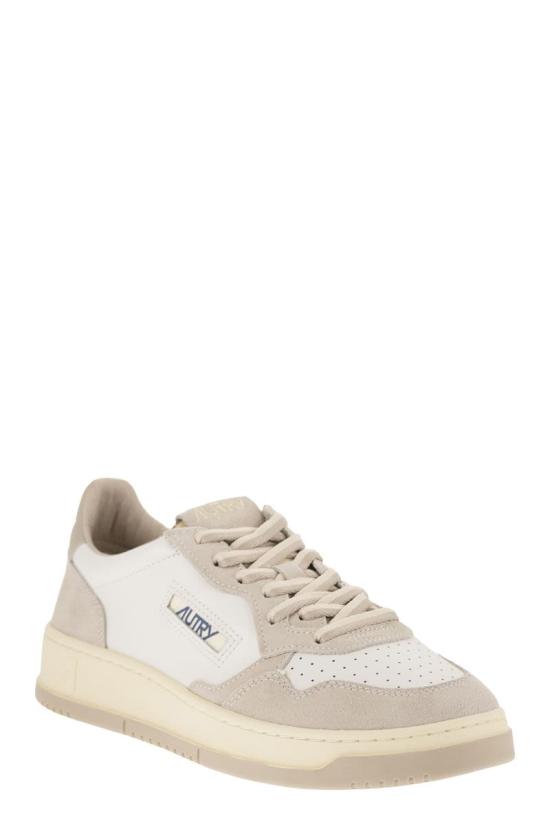 26FW 오트리 메달리스트 로우 스니커즈 AULMBW05 WHITE LIGHT BEIGE - AUTRY