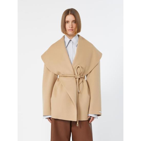 26FW 스포트막스 자켓 2622086031600001 BEIGE