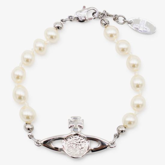26FW 비비안웨스트우드 미니 바스 릴리프 펄 팔찌 61030001 02P131P131 PLATINUM CRYSTAL PEARL - VIVIENNE WESTWOOD