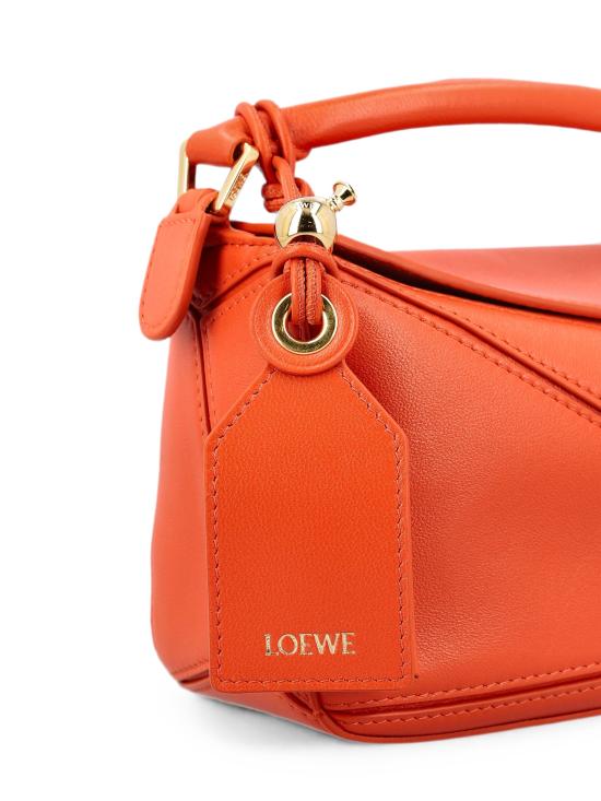 26FW 로에베 퍼즐 라이트웨이트 미디엄 숄더백 A510PLIX18LE 4974 RED - LOEWE