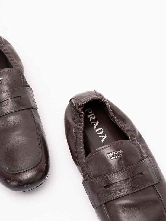 26FW 프라다 셔플 앤틱 레더 로퍼 2DG1587V6FG012F0003 DARK BROWN - PRADA