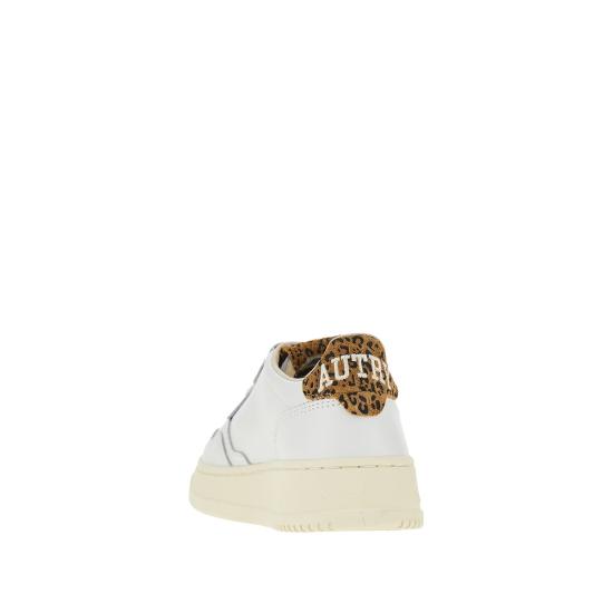 26FW 오트리 메달리스트 로우 레더 스니커즈 AULWHJ02 White - AUTRY