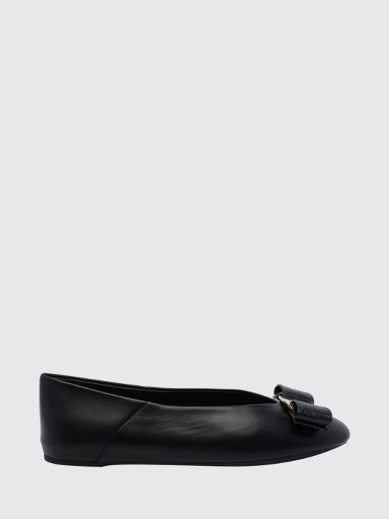 26FW 살바토레 페라가모 플랫 슈즈 01K221 782883 NERO Black