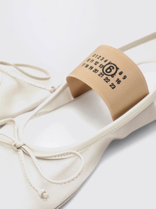 26FW MM6 메종마르지엘라 플랫 슈즈 S59WZ0101P7138 T2073 Sand - MM6 MAISON MARGIELA